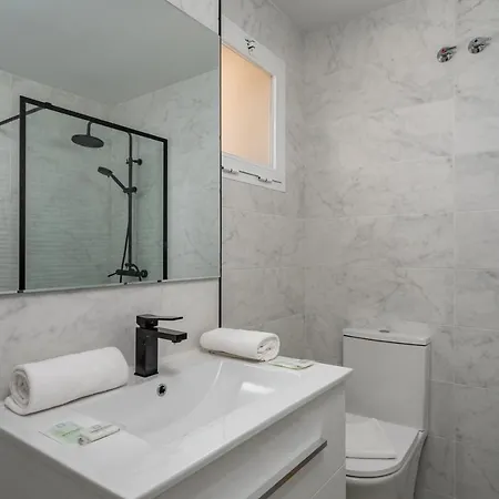 Spacious Castillo Sohail Penthouse With Jacuzzi By Costarentals - Ref 12 Lägenhet Fuengirola