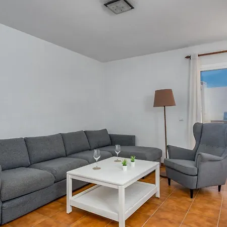 Spacious Castillo Sohail Penthouse With Jacuzzi By Costarentals - Ref 12 Fuengirola