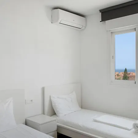 公寓 Spacious Castillo Sohail Penthouse With Jacuzzi By Costarentals - Ref 12 丰希罗拉