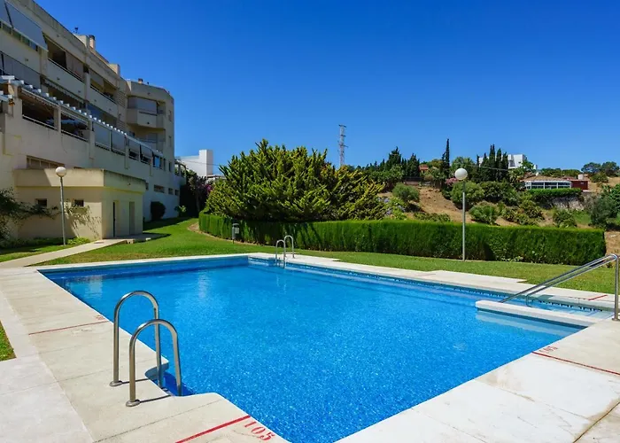 Spacious Castillo Sohail By Costarentals - Ref 12 Apartment Fuengirola