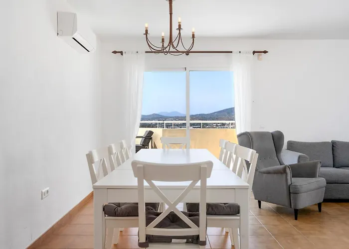 Spacious Castillo Sohail By Costarentals - Ref 12 Apartment