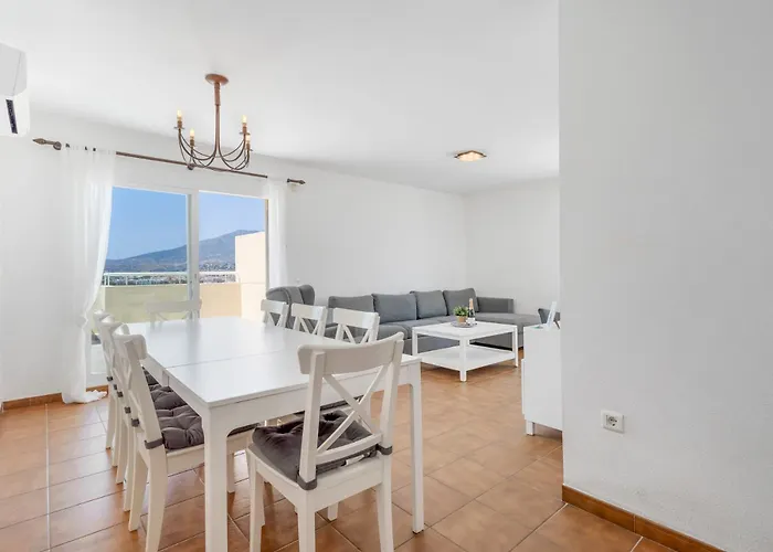 Spacious Castillo Sohail By Costarentals - Ref 12 Apartment *