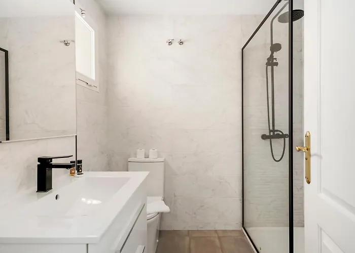 Spacious Castillo Sohail By Costarentals - Ref 12 Apartment *
