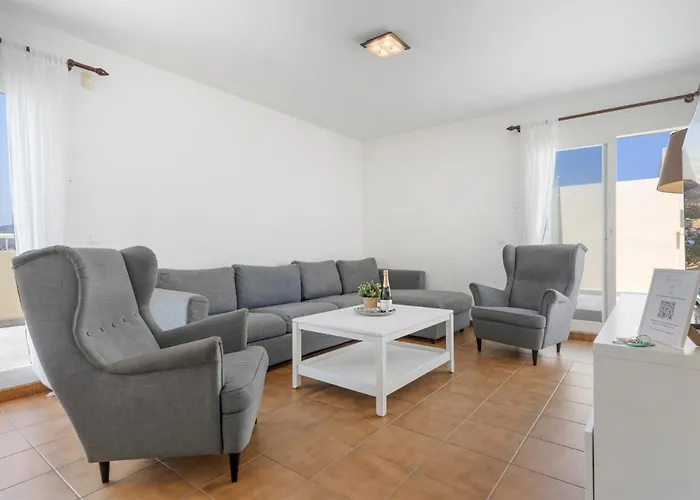 Apartment Spacious Castillo Sohail By Costarentals - Ref 12 *