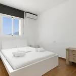 Spacious Castillo Sohail By Costarentals - Ref 12 アパート フエンヒロラ