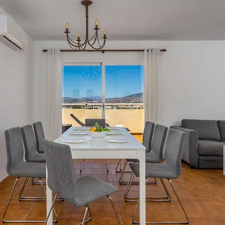 Spacious Castillo Sohail Penthouse With Jacuzzi By Costarentals - Ref 12 * Fuengirola