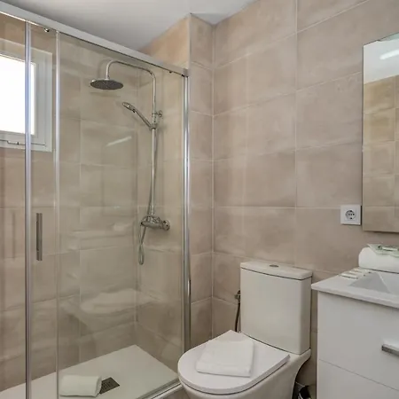 Spacious Castillo Sohail Penthouse With Jacuzzi By Costarentals - Ref 12 Fuengirola