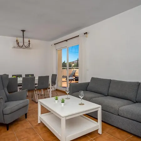 Apartment Spacious Castillo Sohail Penthouse With Jacuzzi By Costarentals - Ref 12 Fuengirola